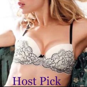 ((FLASH SALE)) 💋 VICTORIA SECRET DREAM ANGELS Lightly-Lined Demi Bra